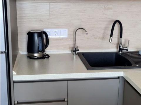 квартира за адресою Академіка Філатова вул., (Будинок 4)