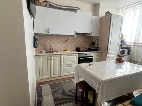 квартира за адресою Захисників України вул. (1-го Травня), 40-Б