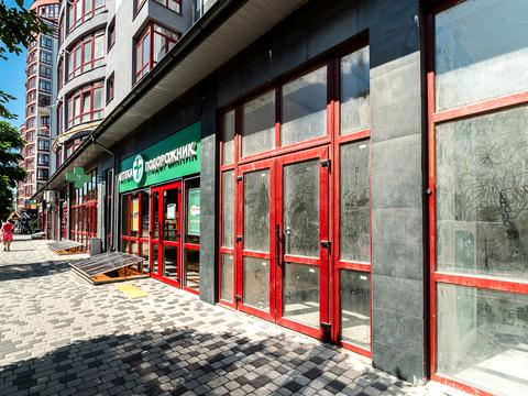 комерційна за адресою Європейська пл., 3