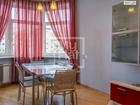 квартира за адресою Дмитрівська вул., 13