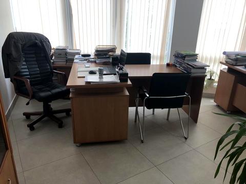 комерційна за адресою Довга вул., 20б