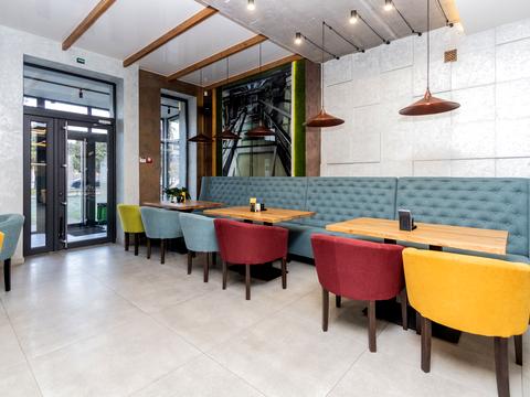 комерційна за адресою Вовчинецька вул., 196