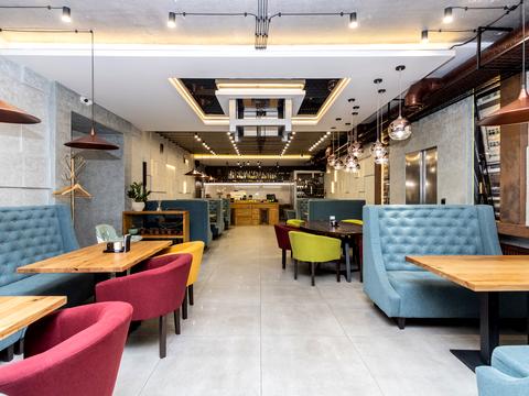 комерційна за адресою Вовчинецька вул., 196