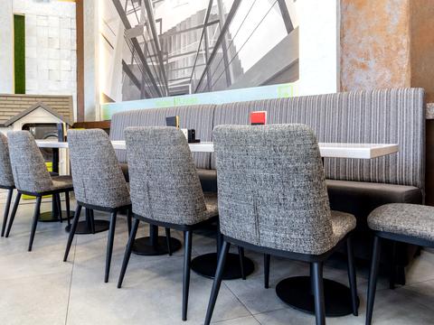 комерційна за адресою Вовчинецька вул., 196