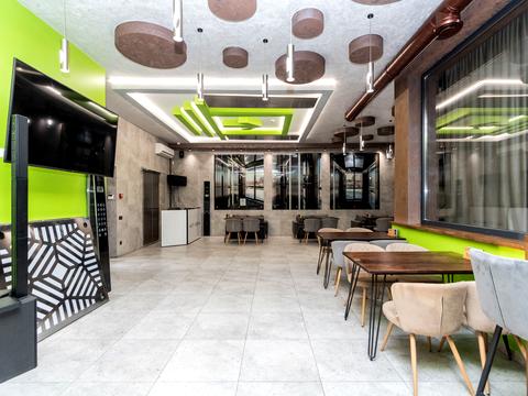 комерційна за адресою Вовчинецька вул., 196