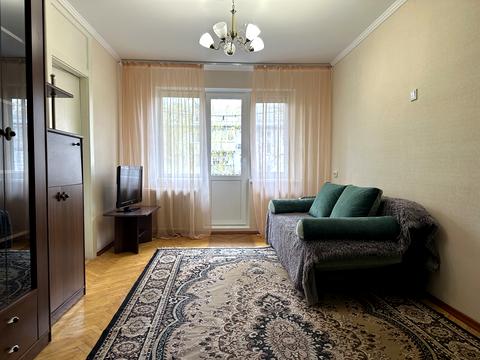 квартира за адресою Миколи Василенка вул., 8-А