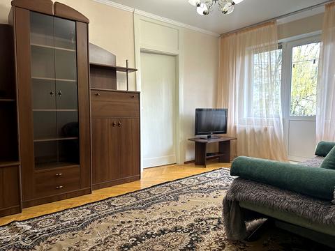 квартира за адресою Миколи Василенка вул., 8-А