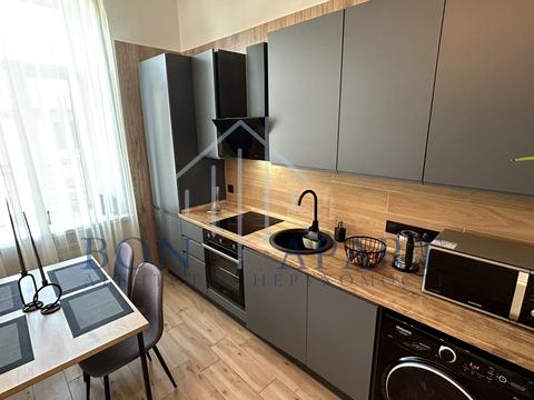 квартира по адресу Константиновская ул., 1