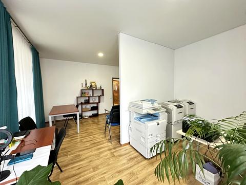 квартира за адресою Ряснянська вул., (Будинок 1)