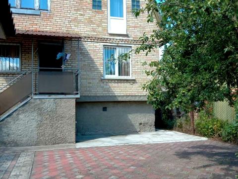 будинок за адресою Вишнева вул., 50