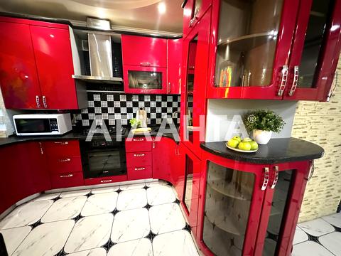 квартира по адресу Машинобудівників ул., 6