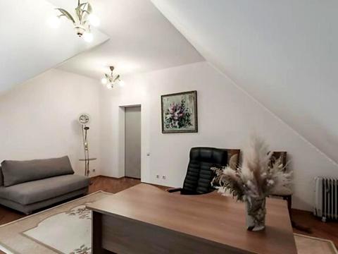 будинок за адресою Садова