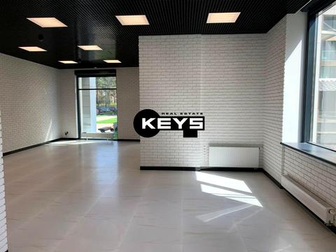 комерційна за адресою Князя Романа Мстиславича вул. (Генерала Жмаченка), 28