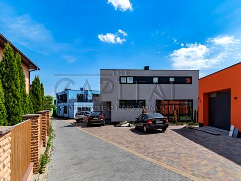 будинок за адресою Київська вул., 82