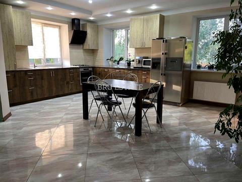 будинок за адресою Київ, Білогородська вул.