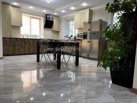 будинок за адресою Київ, Білогородська вул.