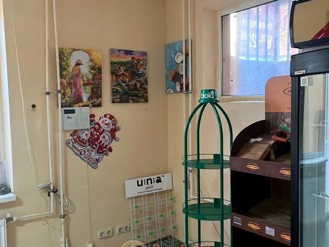 комерційна за адресою Владислава Бувалкіна вул. (Бочарова Генерала), 54г