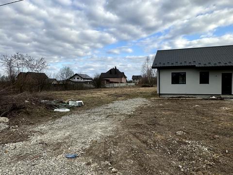 ділянка за адресою смт. Лисець, Миру