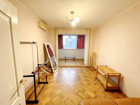 квартира за адресою Миколи Голего вул. (Лебедєва-Кумача), 12