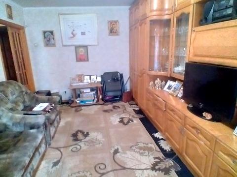 квартира за адресою Космонавтів просп., 12