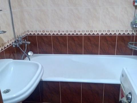 квартира за адресою Космонавтів просп., 12