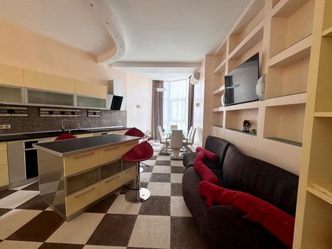 квартира за адресою Гетьмана Сагайдачного бульв. (Лідерсівський), 5