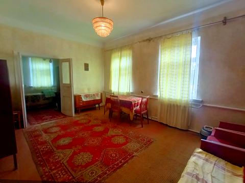 ділянка за адресою Захисників України (Пушкінська), 4