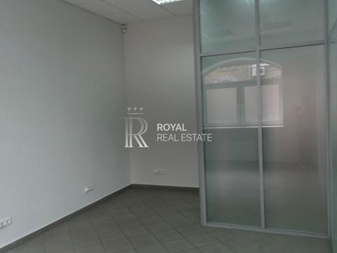 коммерческая по адресу Туровская ул., 29