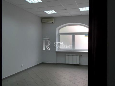 коммерческая по адресу Туровская ул., 29