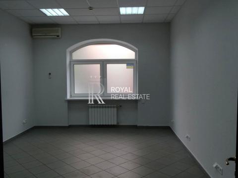 коммерческая по адресу Туровская ул., 29