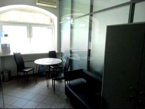 коммерческая по адресу Туровская ул., 29