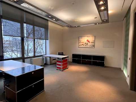 комерційна за адресою Студентська вул., 5-7