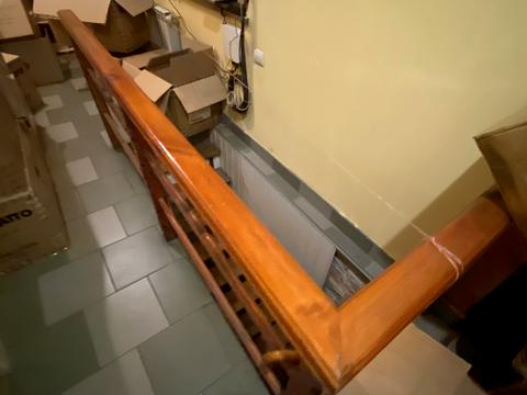 комерційна за адресою Медова вул., 9