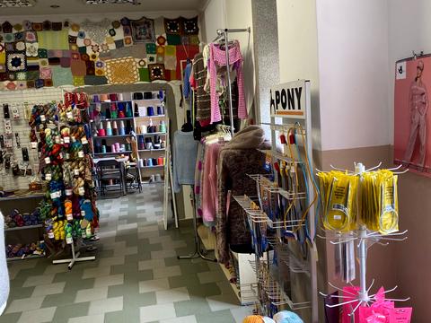 комерційна за адресою Медова вул., 9