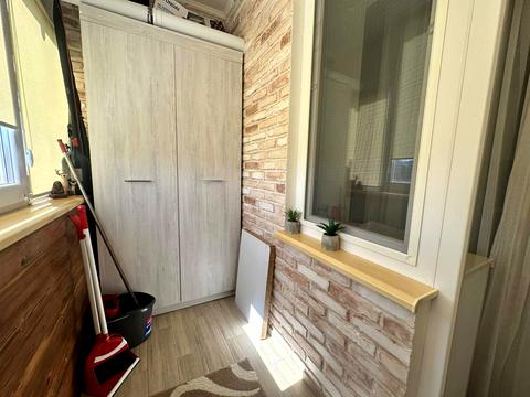 квартира за адресою Грушевського вул., (Будинок 1)