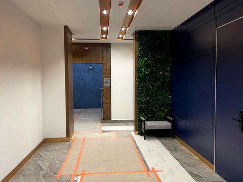 комерційна за адресою Звіринецька вул., 70-А