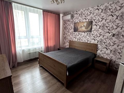 квартира по адресу Драгоманова ул., 10