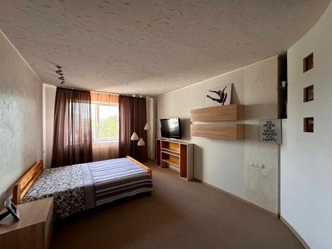 квартира за адресою Братів Горобців вул. (Дмитра Кедріна), 53-А