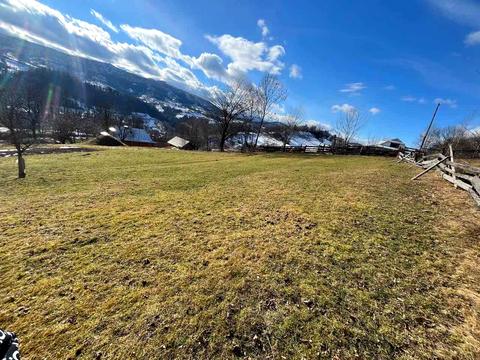 участок по адресу 