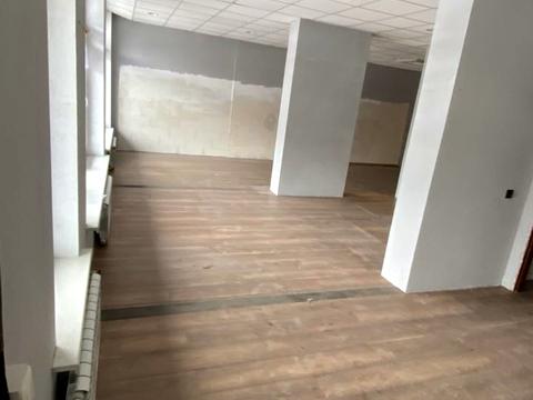 комерційна за адресою Авіаконструктора Ігоря Сікорського вул. (Танкова), 1