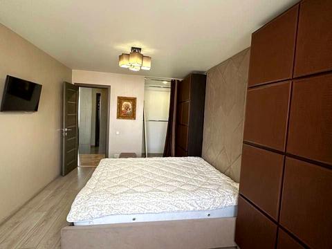 квартира за адресою Героїв просп., 11