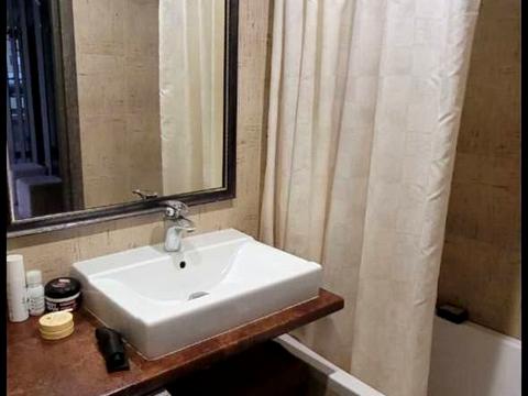 квартира за адресою Героїв просп., 11