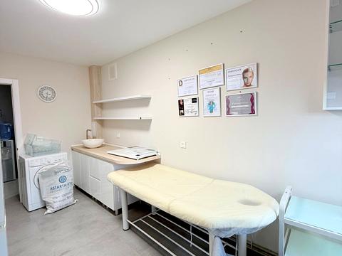 комерційна за адресою Михайла Лушпи просп., 5 к25