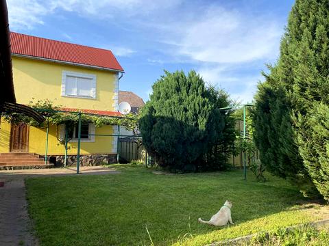 дом по адресу Ужанська