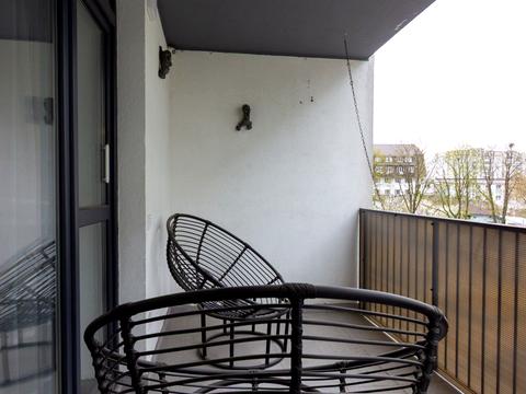 квартира за адресою Гетьмана Івана Мазепи вул. (Топольна), 2-Б