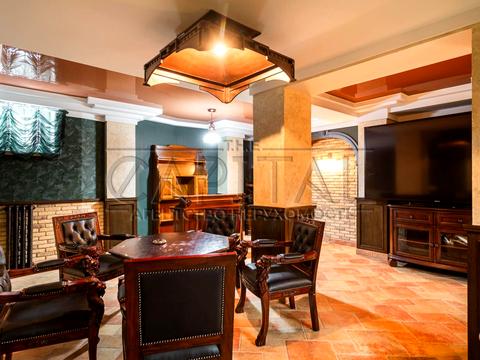 будинок за адресою Печерська вул.