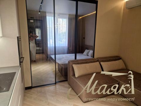 квартира за адресою Андрія Верхогляда вул. (Михайла Драгомирова), 14-А