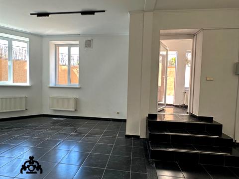 коммерческая по адресу Боголюбова ул., 18