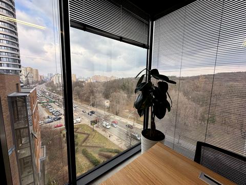 комерційна за адресою Голосіївський просп. (40-річчя Жовтня), 78/2