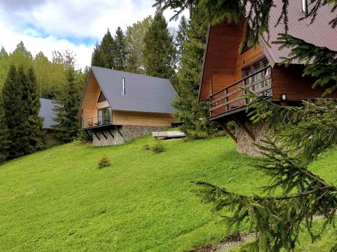 комерційна за адресою Зоряна вул., 1